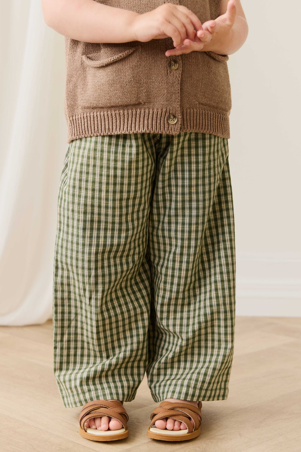 Pantalon large pour enfants en coton biologique avec ceinture à nouer ajustable et motif à carreaux "ravine terreuse"
