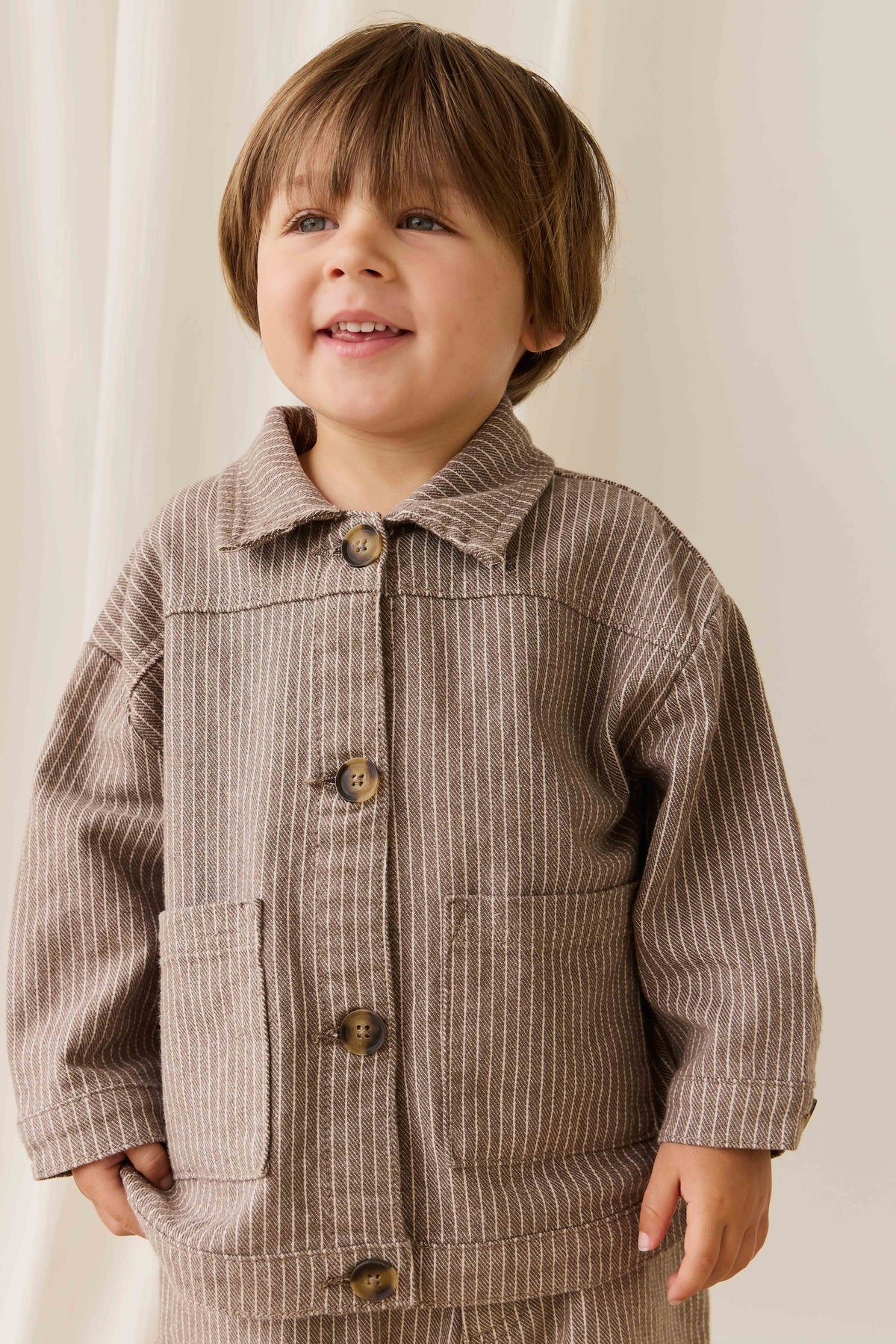 Veste enfant en coton rayé marron vintage Cassava avec boutons et poches plaquées
