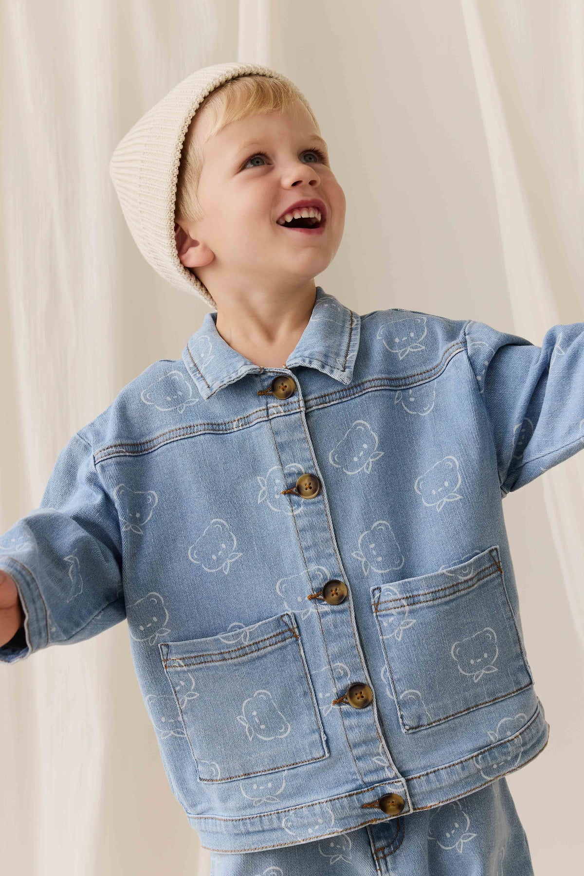 Veste En Jean Classique Bleu Clair Imprimée Avec Fermeture Boutonnée Et Poches Plaquées Pour Enfants
