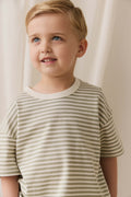 T-shirt classique en coton Pima rayé vert et blanc avec tissu infroissable pour enfants