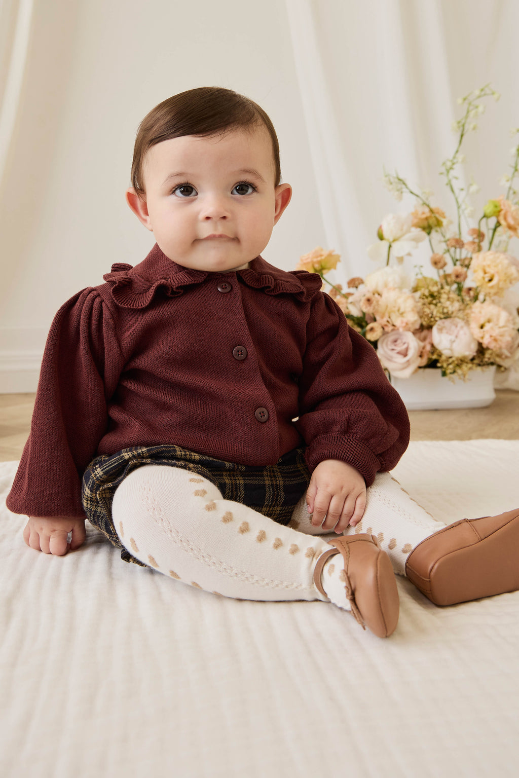 Cardigan Vintage en Coton Tricoté Marron Chocolat Texturé avec Col Volanté et Manches Bouffantes pour Filles
