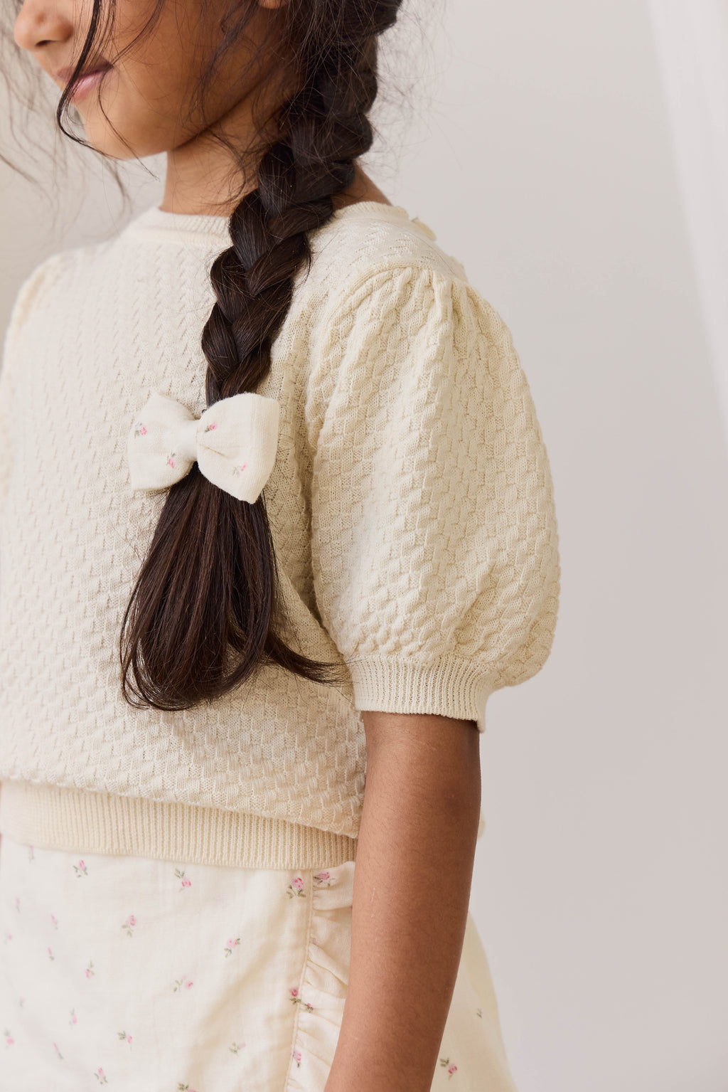 Haut en tricot texturé de coton vanille vintage à manches bouffantes en tissu respirant pour filles