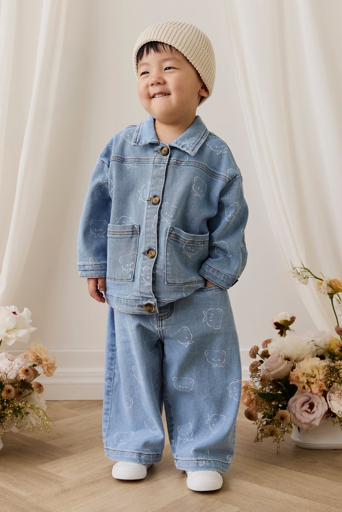 Veste En Jean Classique Bleu Clair Imprimée Avec Fermeture Boutonnée Et Poches Plaquées Pour Enfants