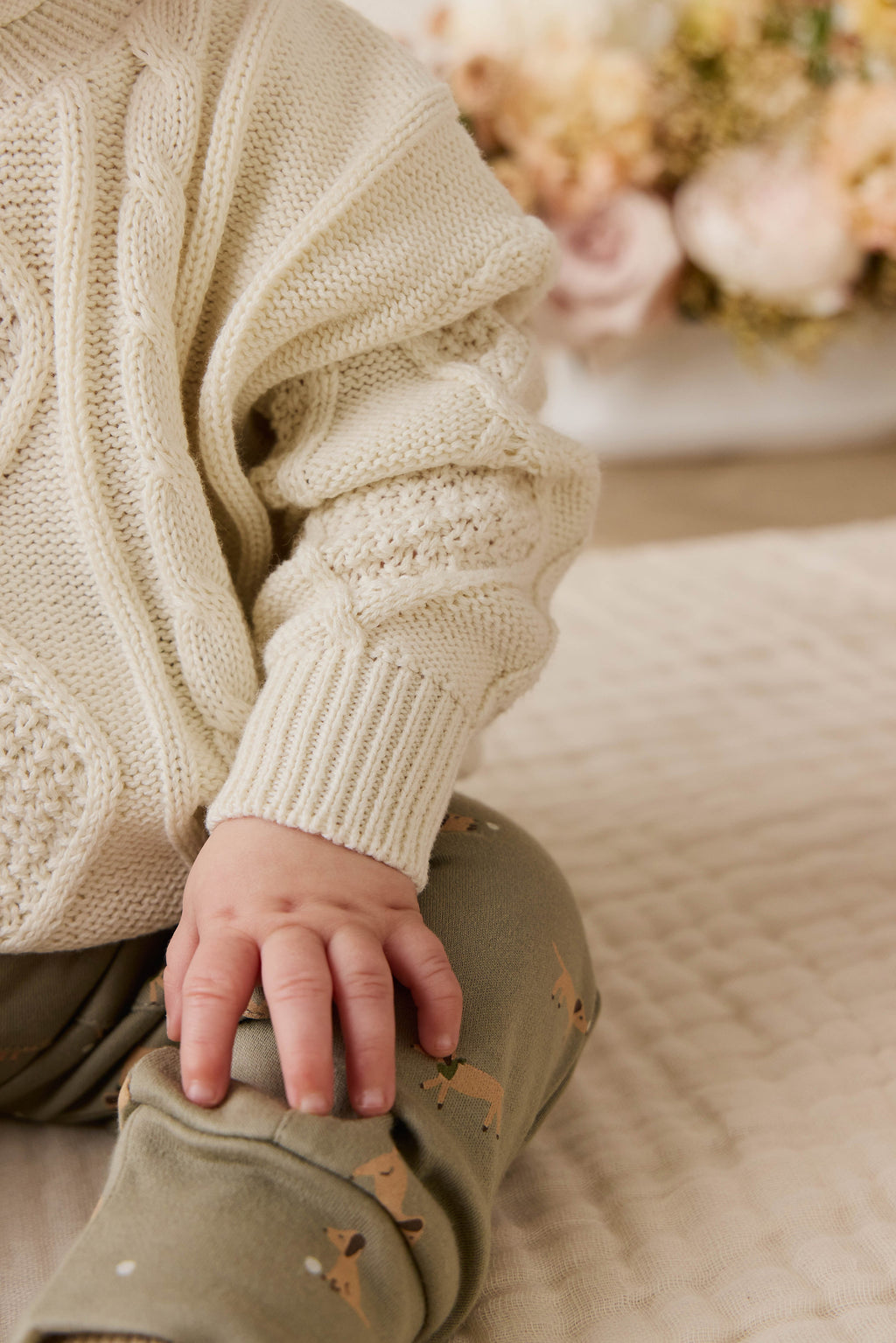 Pantalon Enfant en Coton Pima Vert Ludique à Imprimé Balles et Taille Élastique