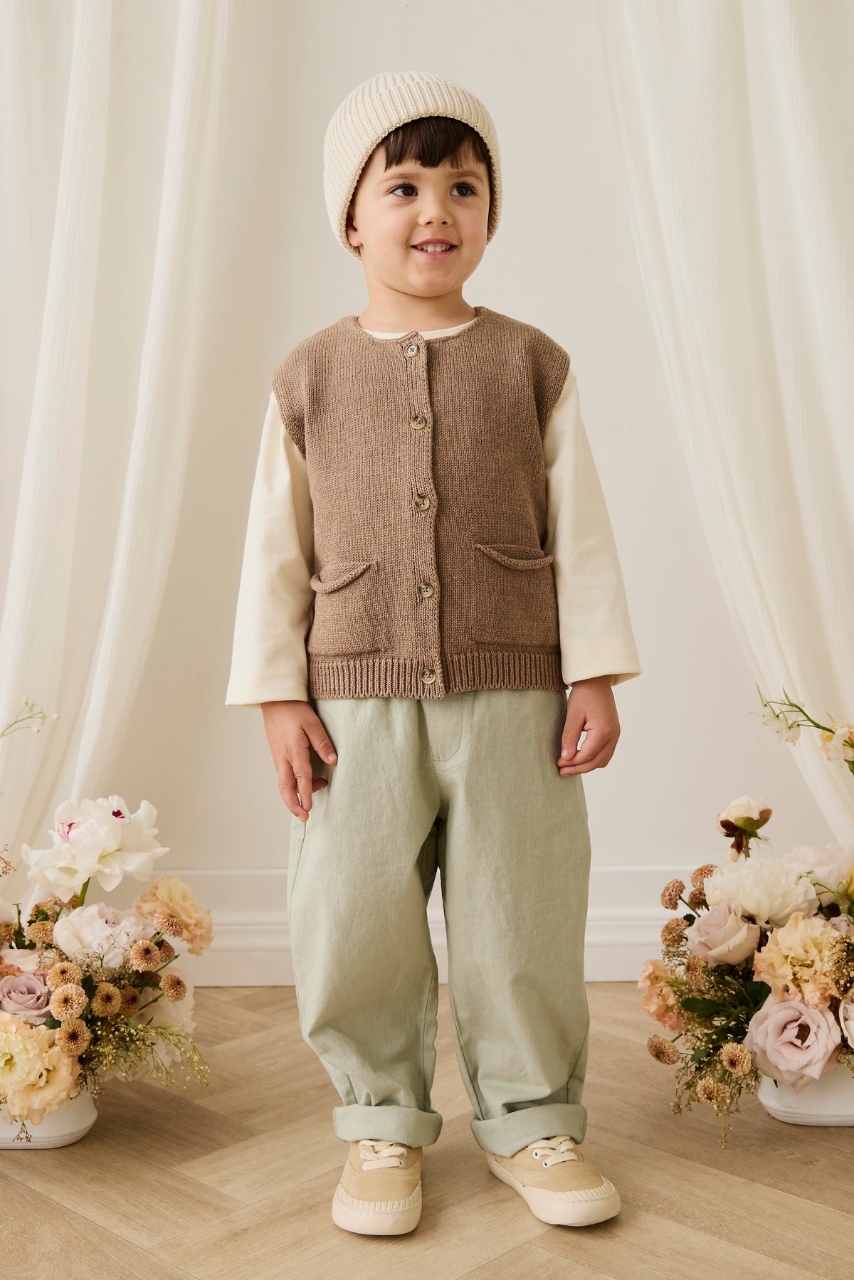 Pantalon décontracté en lin et coton vert lichen avec cordon de serrage à la taille pour un usage quotidien