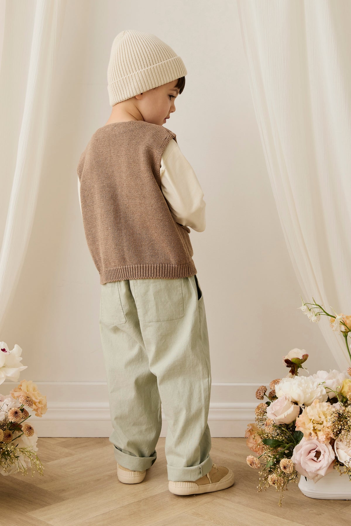 Pantalon décontracté en lin et coton vert lichen avec cordon de serrage à la taille pour un usage quotidien